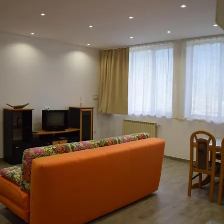 Apartma Albine *